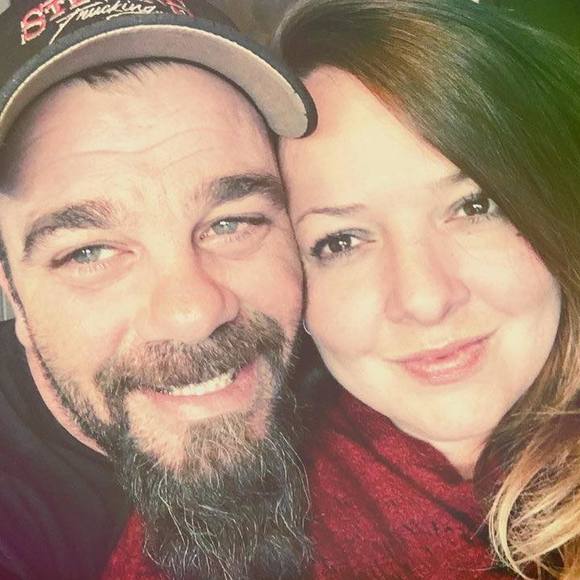 Meet your Posher, April - Picture 1 of 1